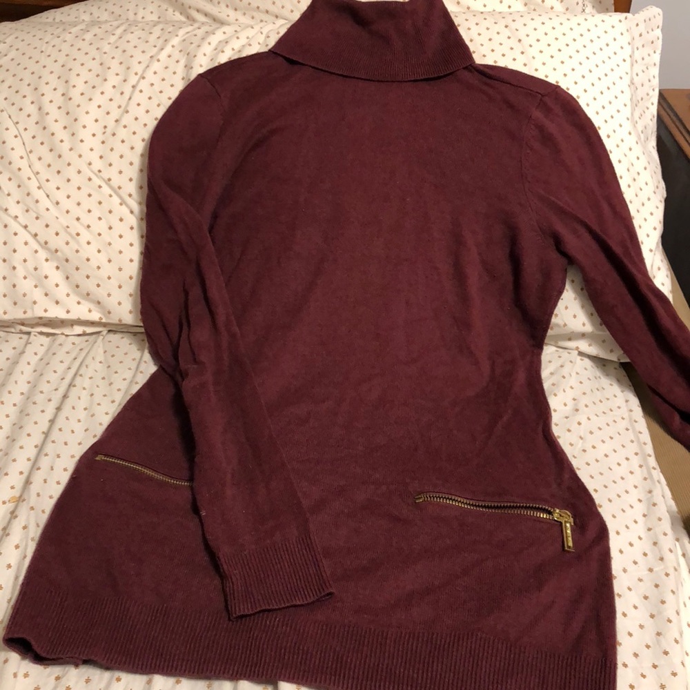 Michael Kors maroon turtle neck